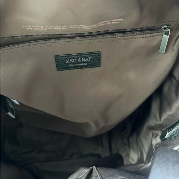 Matt & Nat Black Backpack - Picture 4 of 5
